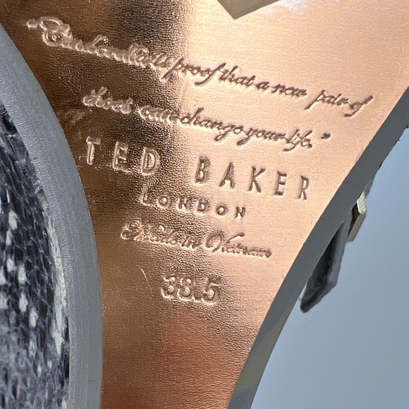 Ted Baker London Wedge Heel Sandal Weliin Snake Print Women's 38.5 US 8 Strappy - Picture 11 of 15